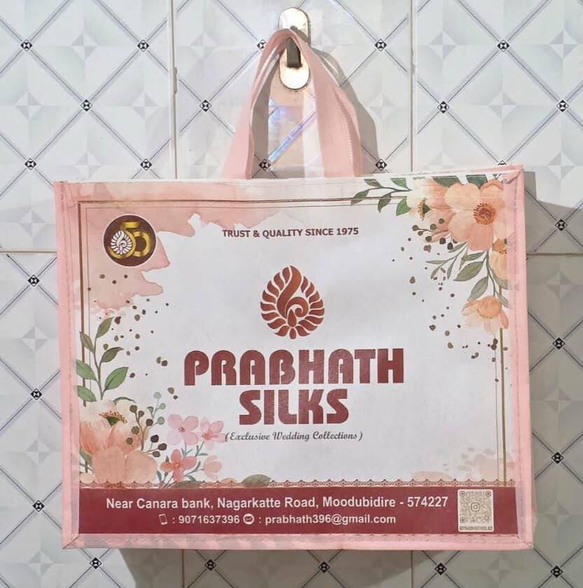 Non woven garment bag