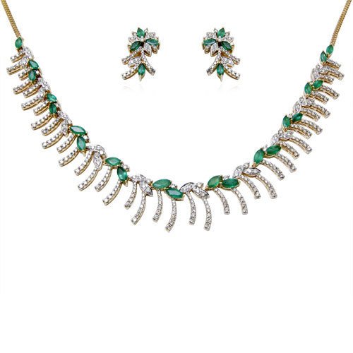 Emerald Necklace Set With Diamonds In Gold, Designer Golden ,Diamonds Jewelry Set In Yellow Gol Gender: Women'S