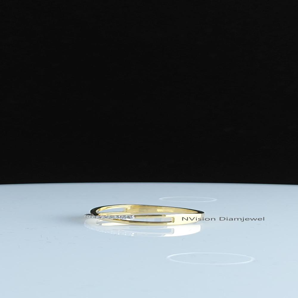 Timeless Elegance Natural Diamond Gold Ring