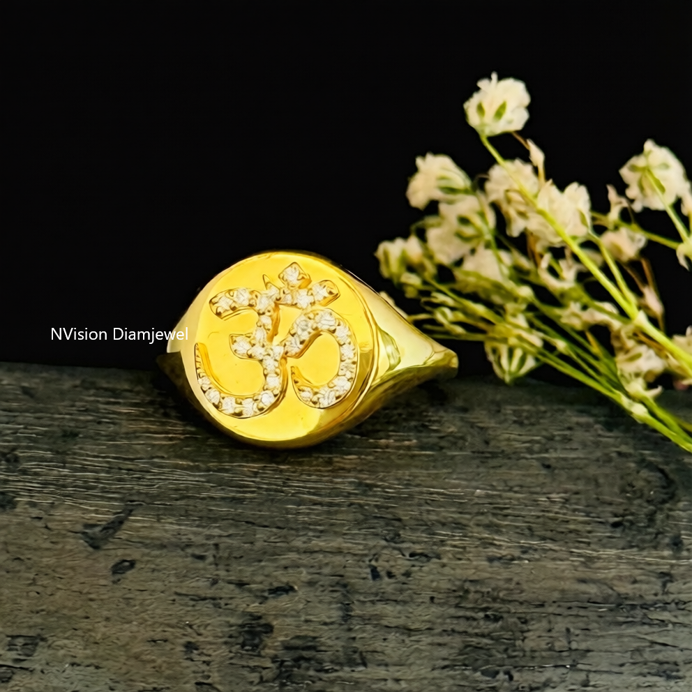 Divine Om Natural Diamond Ring