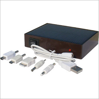 सौर यूनिवर्सल मोबाइल चार्जर