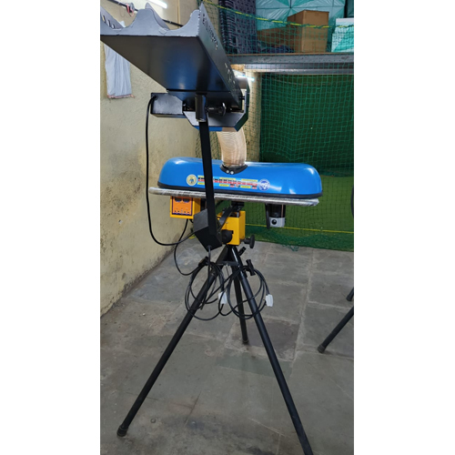 D20 Cricket Bowling Machine