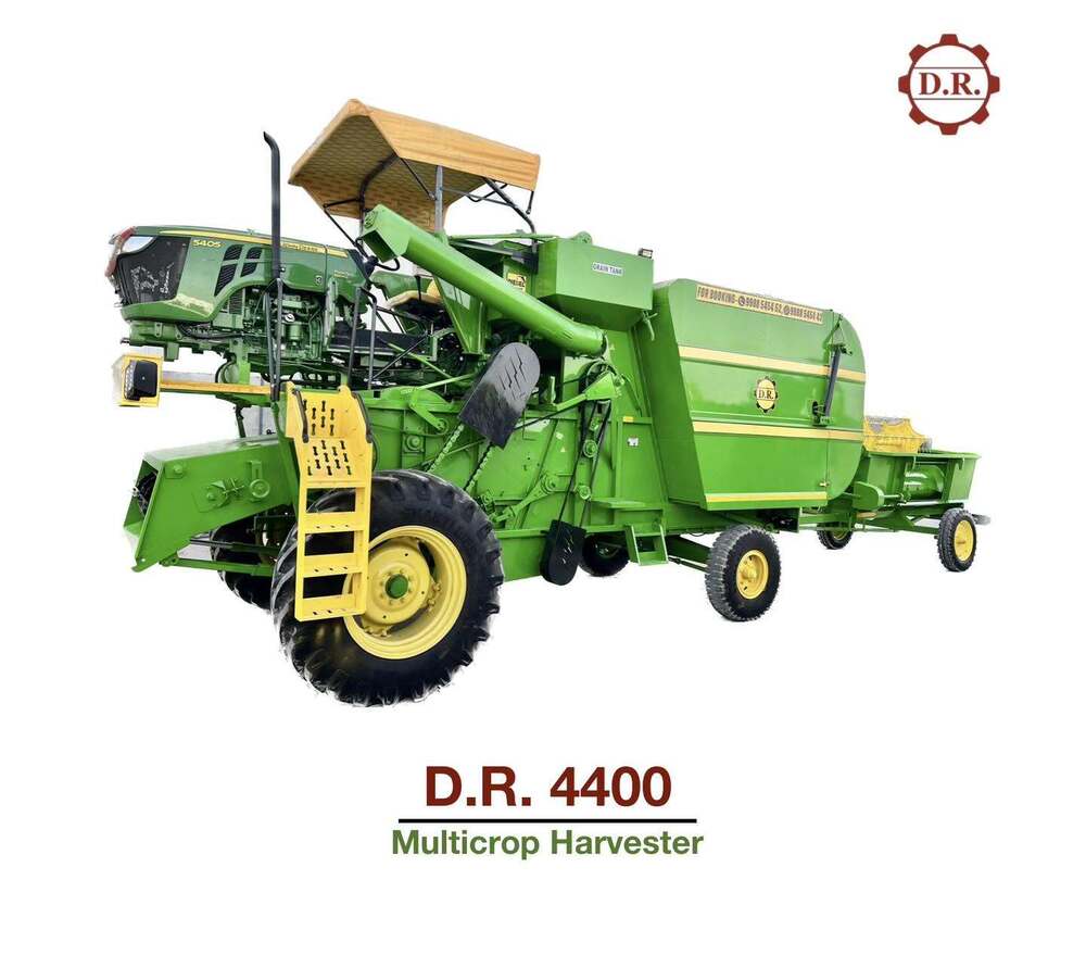 DR-4400 Tractor Mounted Combine Thresher