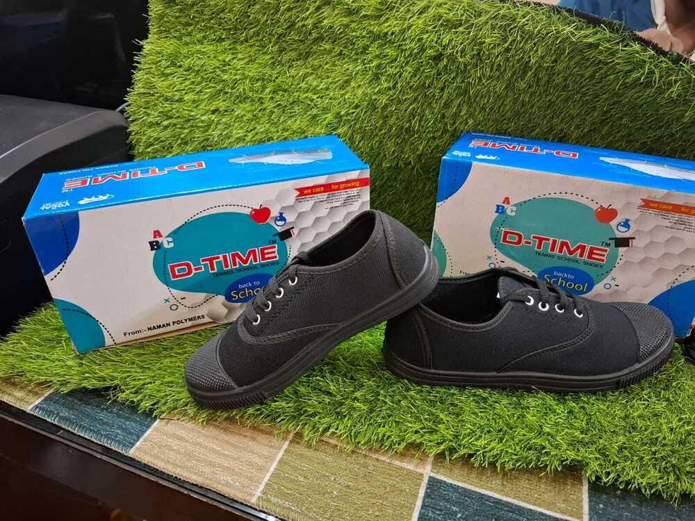 D-Time unisex black canvas tennis school shoes