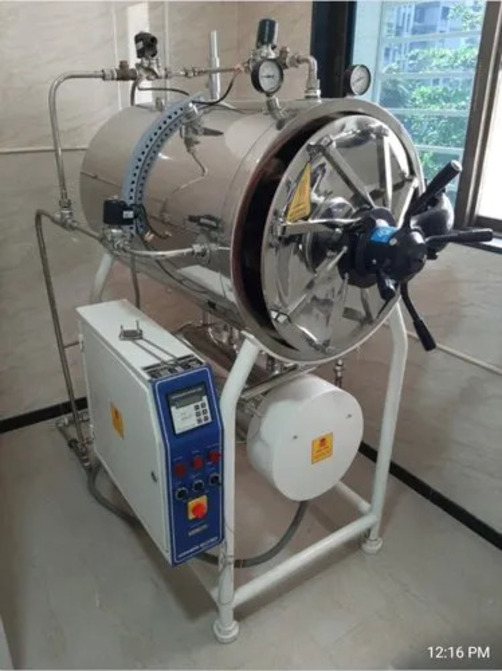 Semi Automatic Cylindrical Autoclave