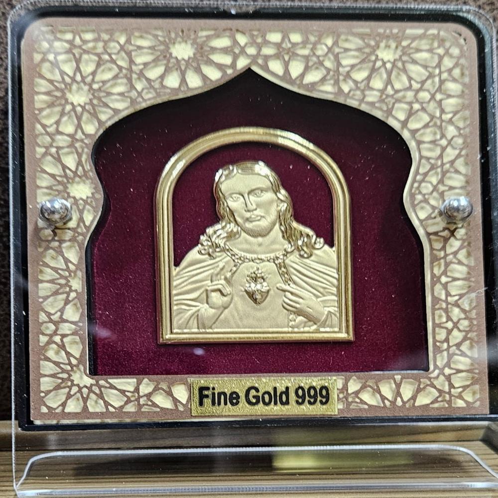 24K Golde Leaf Hanumna Ji Stand