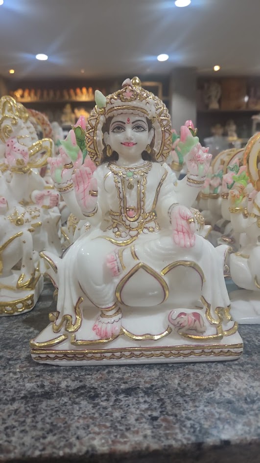 Marble Laxmi Statue