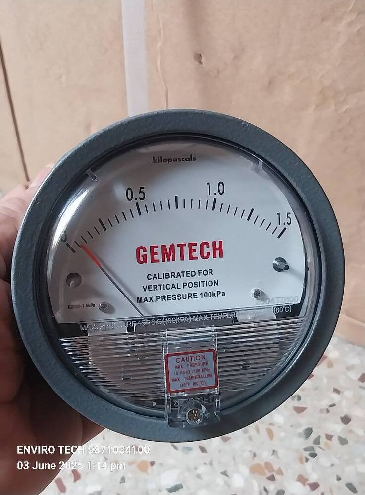GEMTECH DIFFERENTIAL PRESSURE GAUGE SPOTTED ON A COFFEE ROASTER.