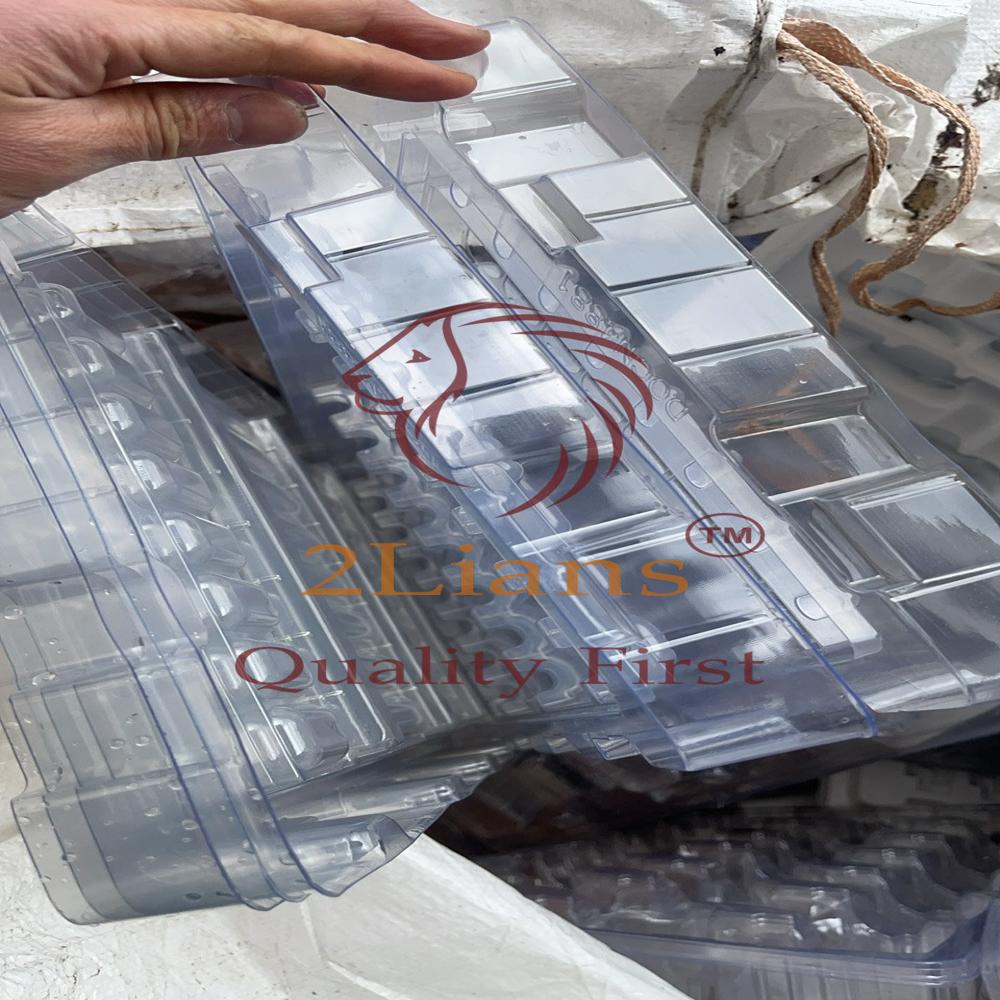 PET trays pressed into bales natural