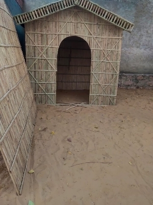 Bamboos Huts For Cafe - Color: Carbonized