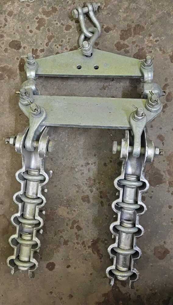 Twin Hardware Fitting