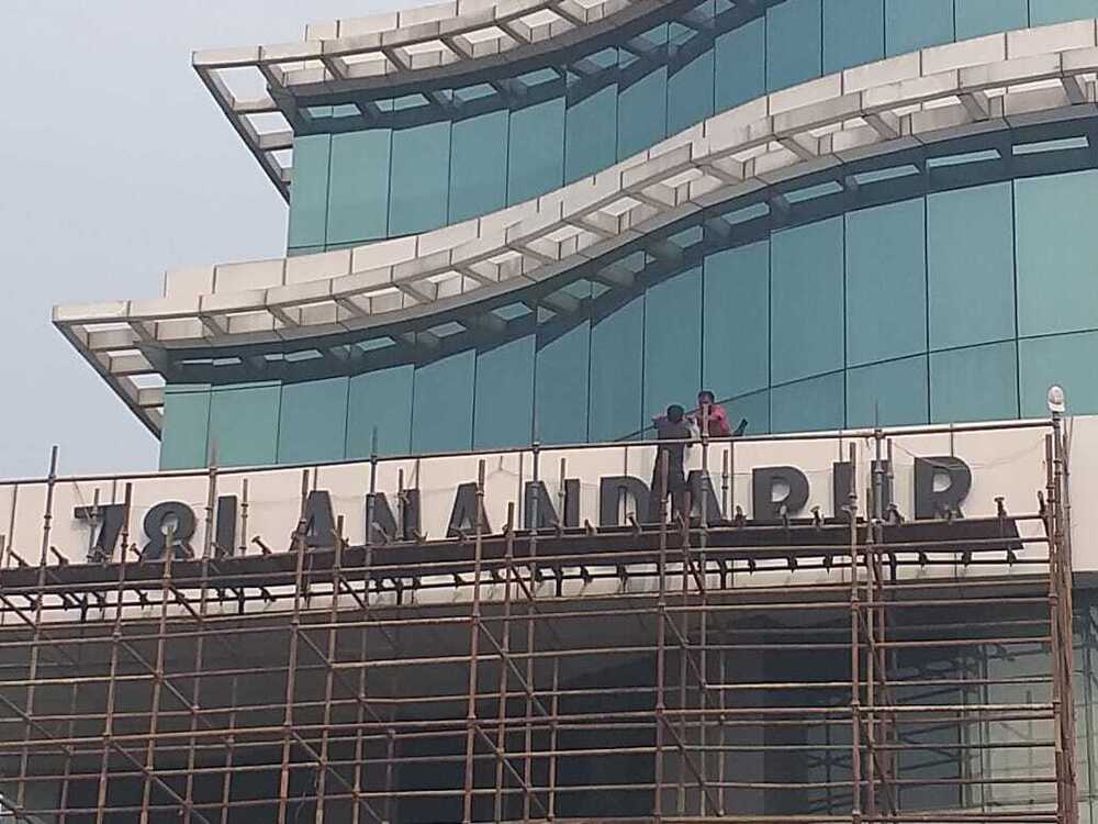 Yamuna Mall Stainless Steel Letter Sign Board