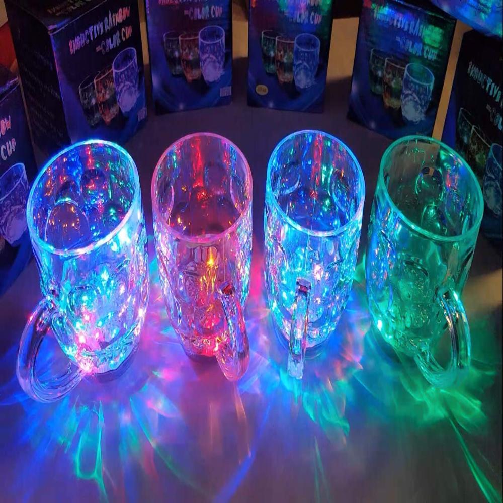 COLOR CHANGING MUG