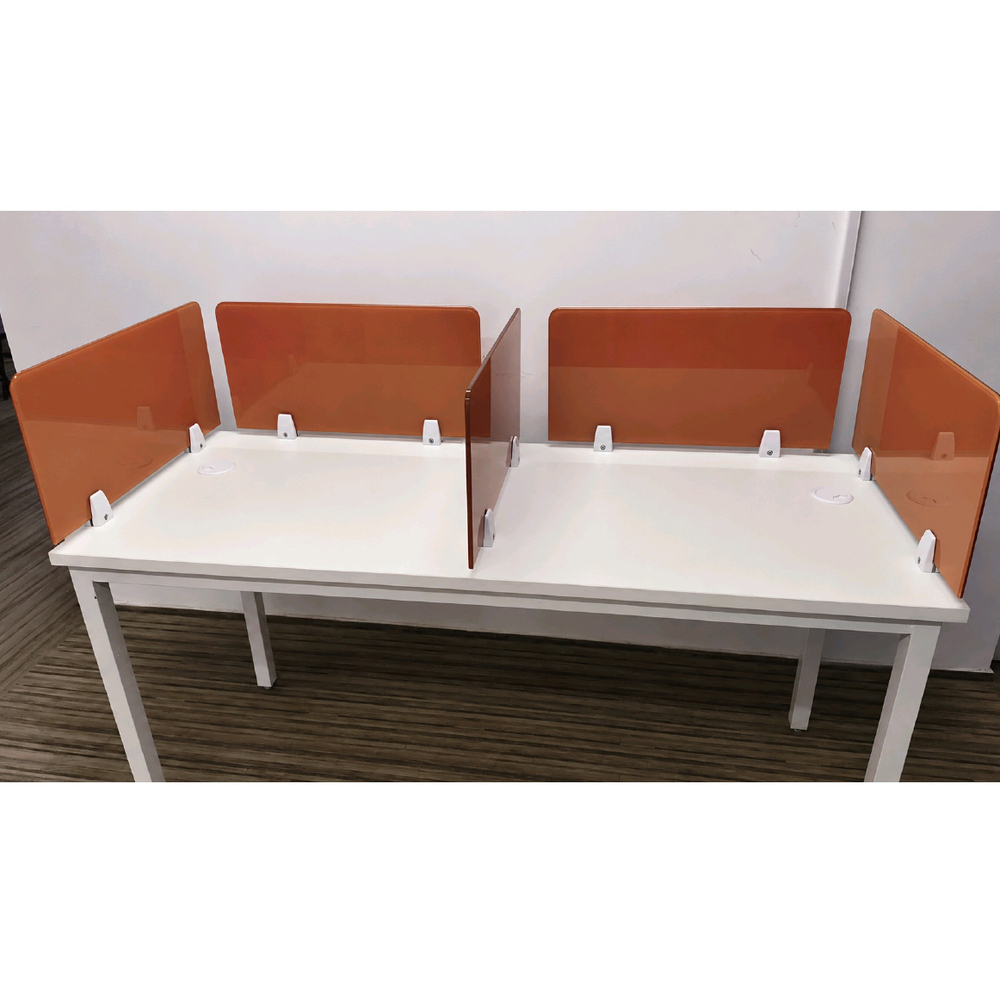 Linear Office Workstation With Divider Glass