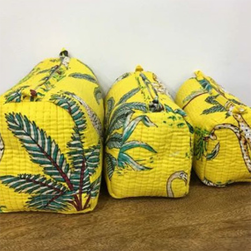 Sassy Look Toiletry Pouch Set Tote Toiletry Pouch Set
