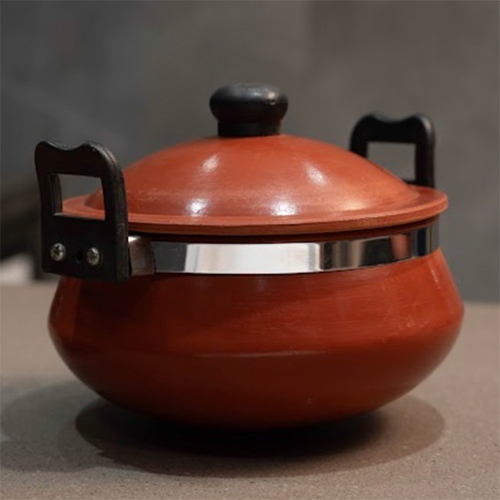 Red Clay Round Patiya