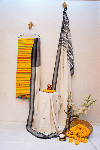 DN-2843 Kutch Cotton Kanjeevaram Saree