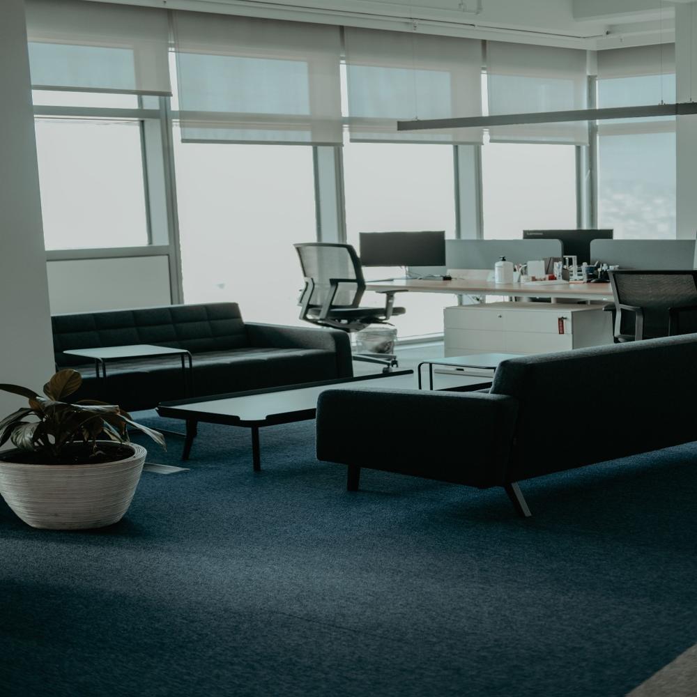 Wall to wall Carpet