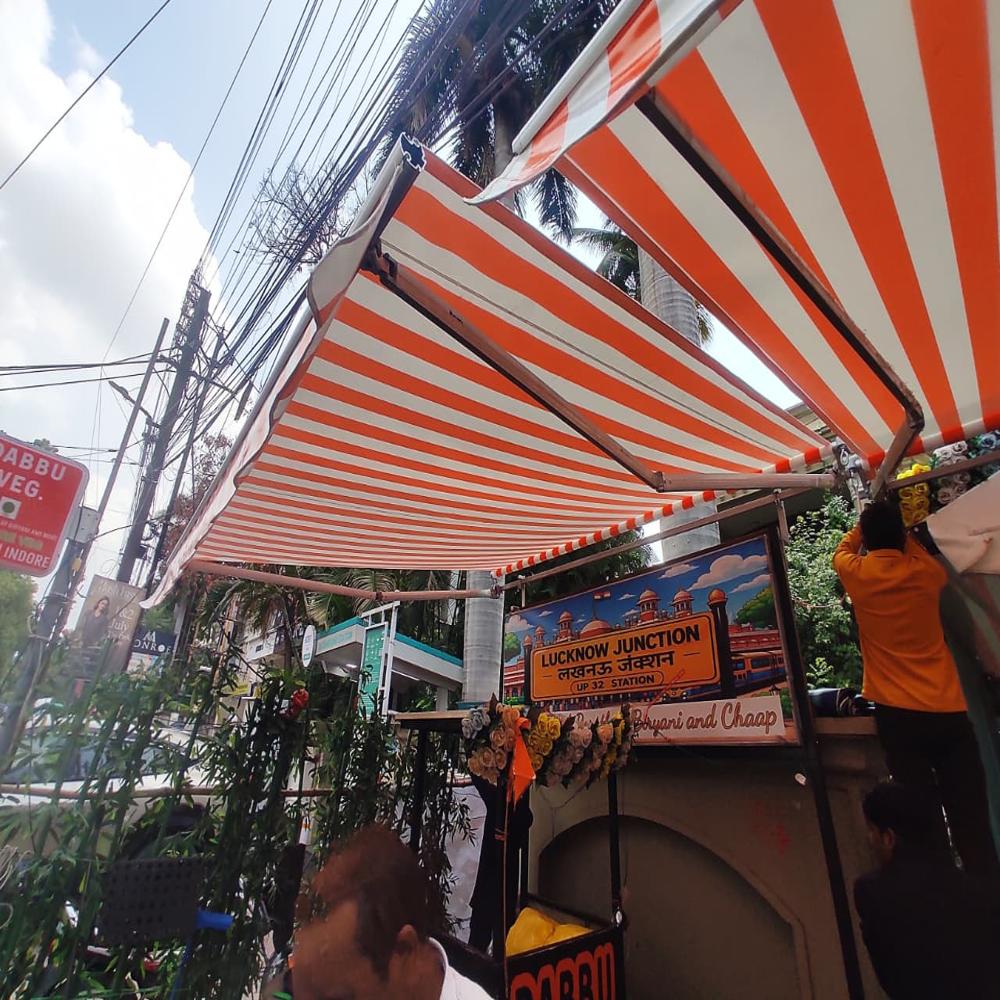 Retractable Window Awning