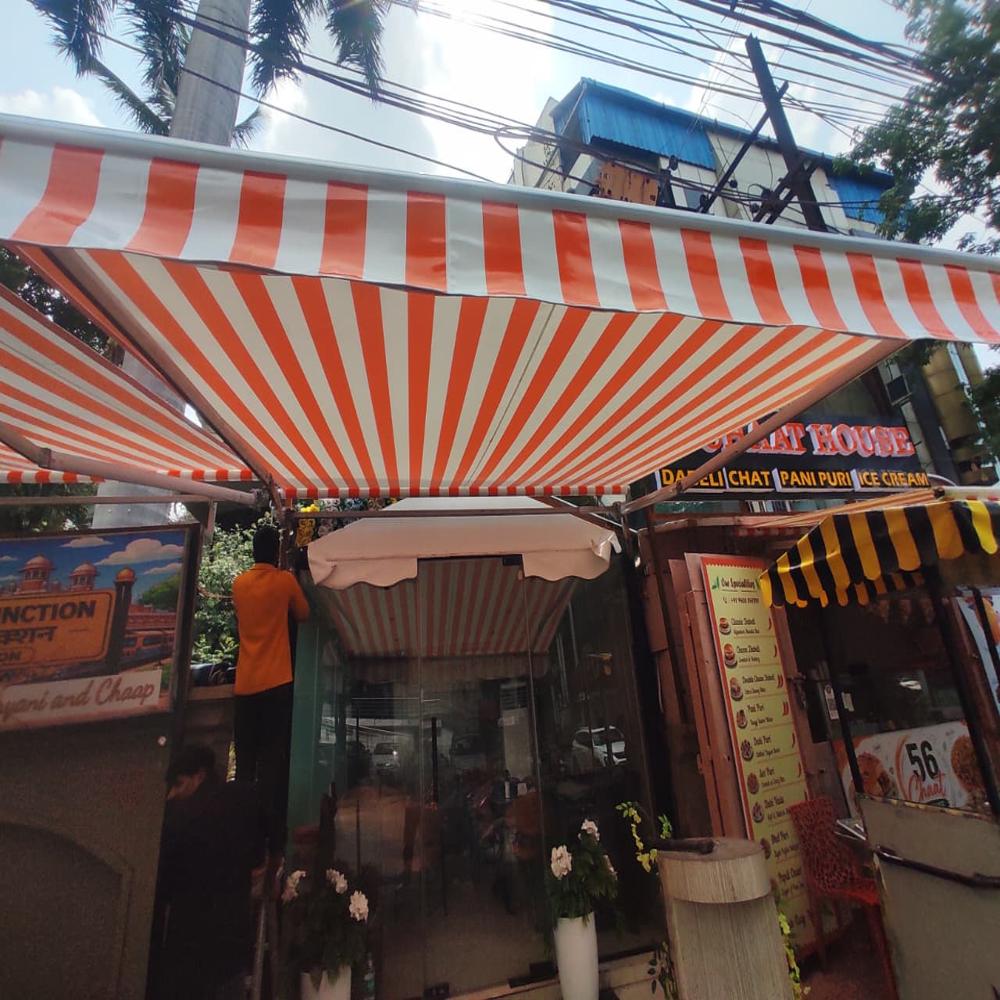 Retractable Window Awning