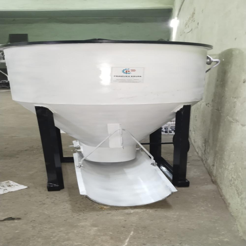 Center Discharge Concrete Bucket