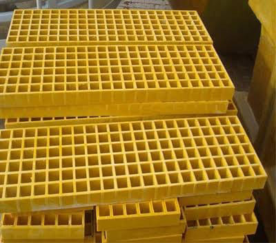 Moulded FRP Grating