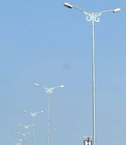 Double Arm Octagonal Highway Lighting Poles