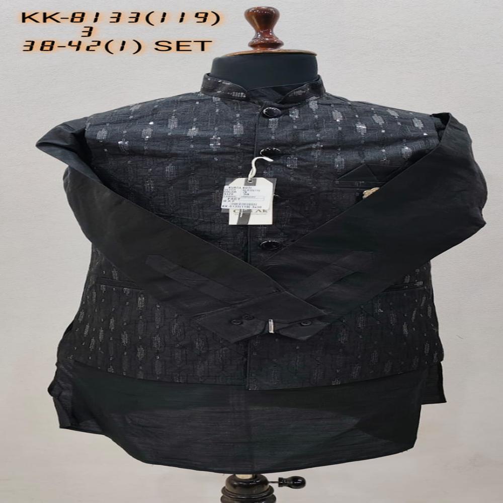 Mens Kurta Koti Set with Metallic Stripe Pattern Brooch Detailing