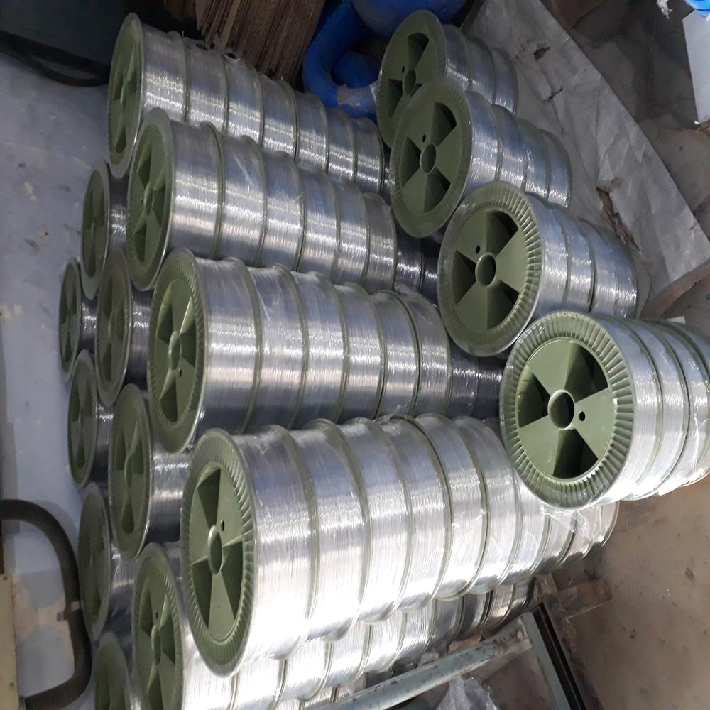 Round Book Binding Stitching Wire For Lineomatic Machines | Manufacturer Since 1970 - Color: Silver