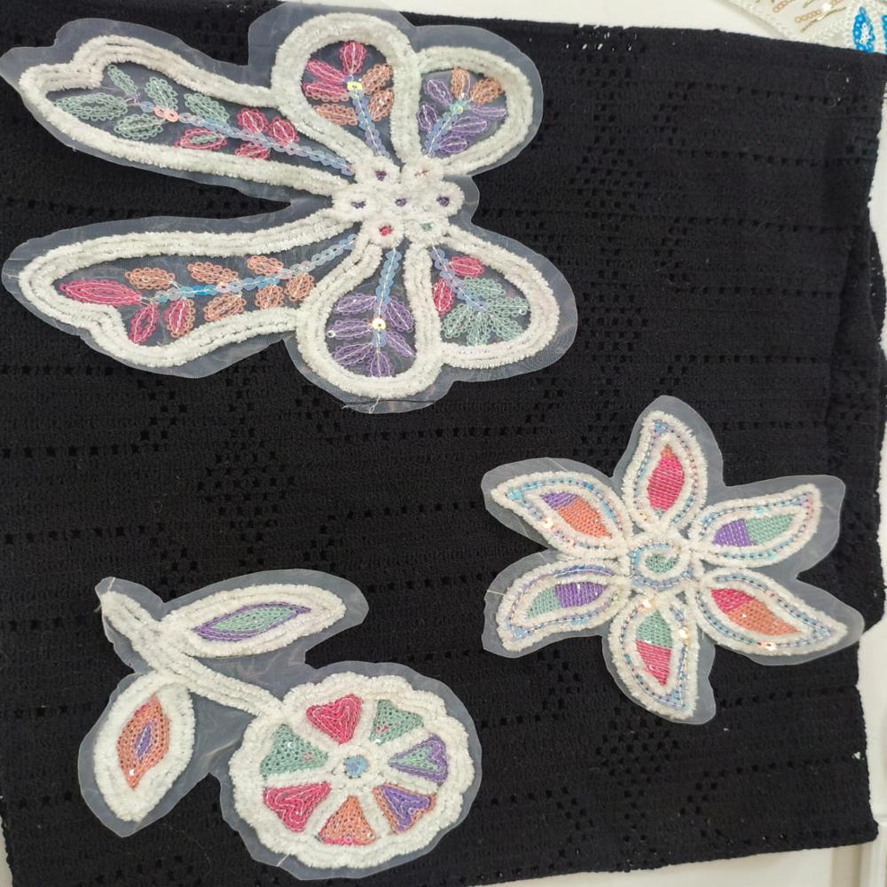 Net Embroidered Patches / BUTTA