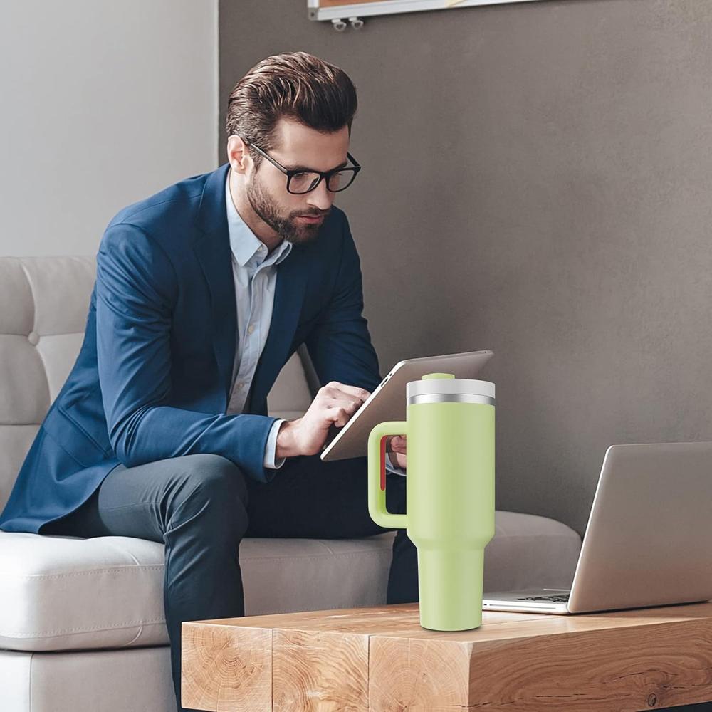 HEAVY Vacuum Insulated Tumbler (LIGHT GREEN)