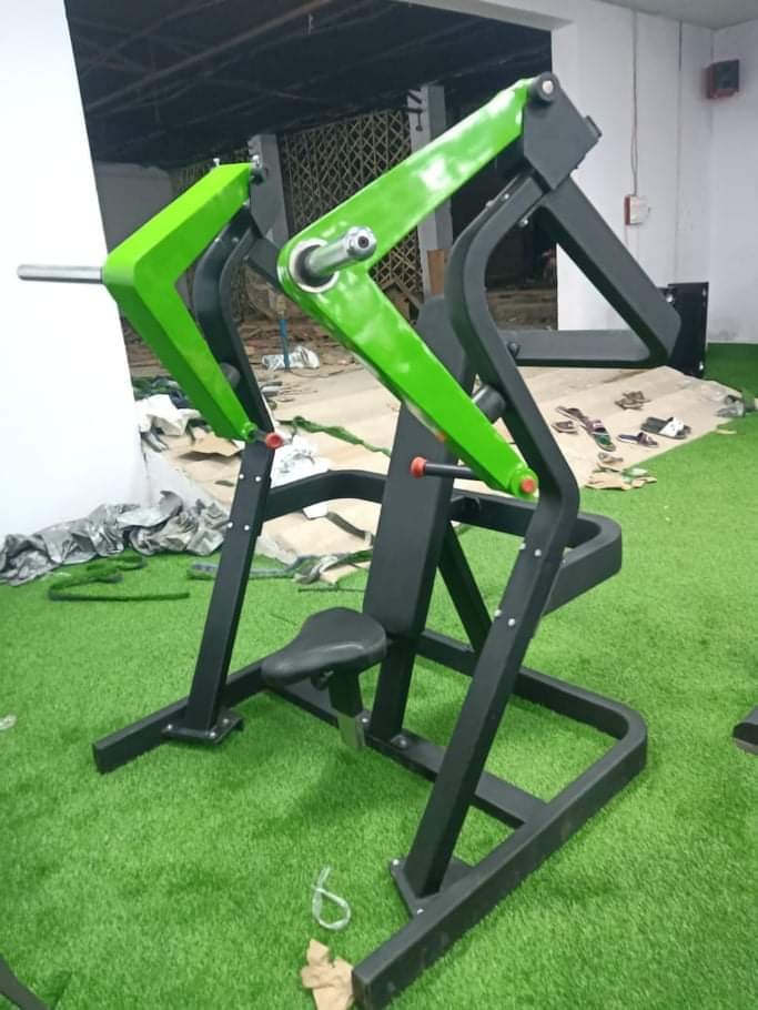 CHEST PRESS HAMMER