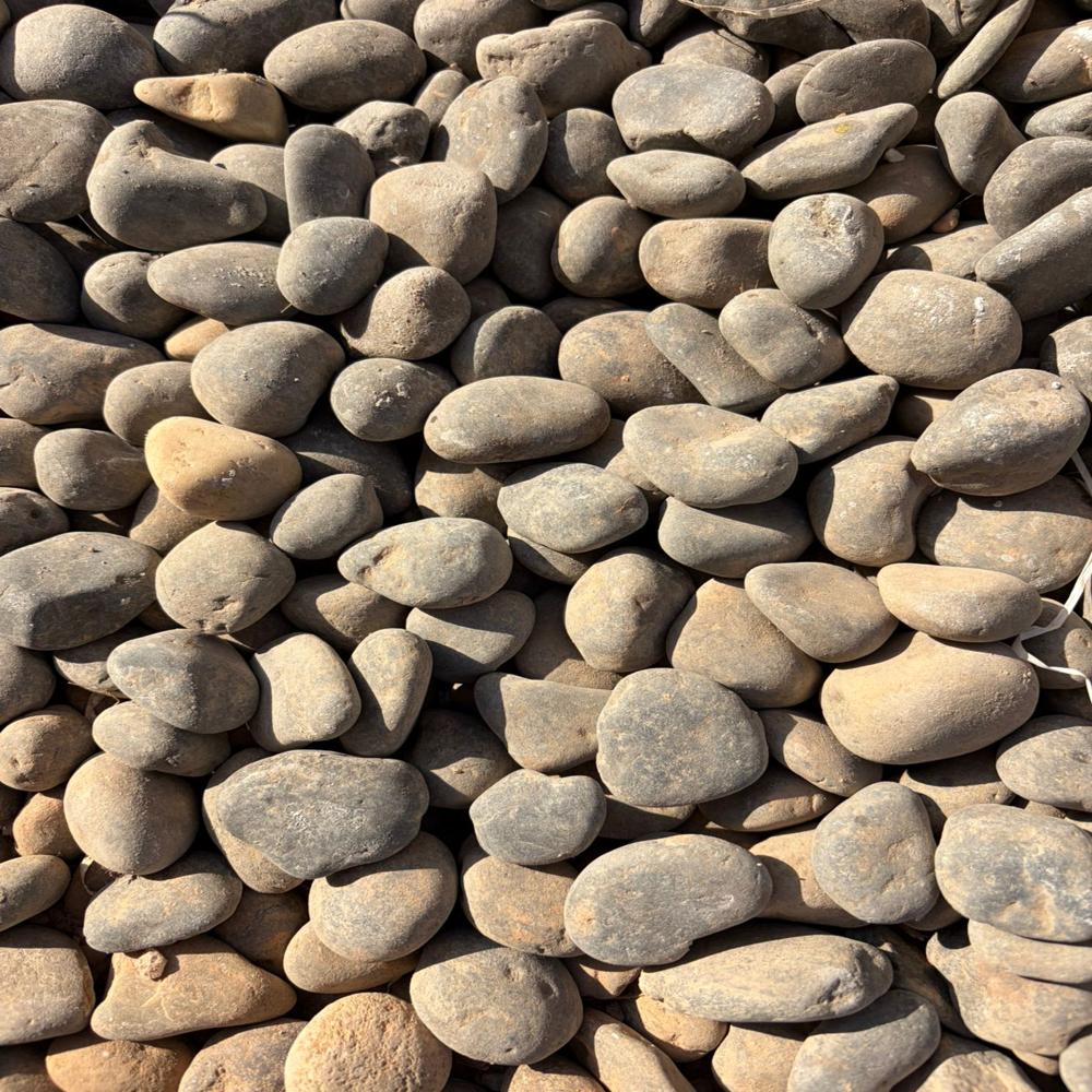 Natural Black Round River Pebbles for Outdoor Garden Landscaping and Fish Pond in Bulk