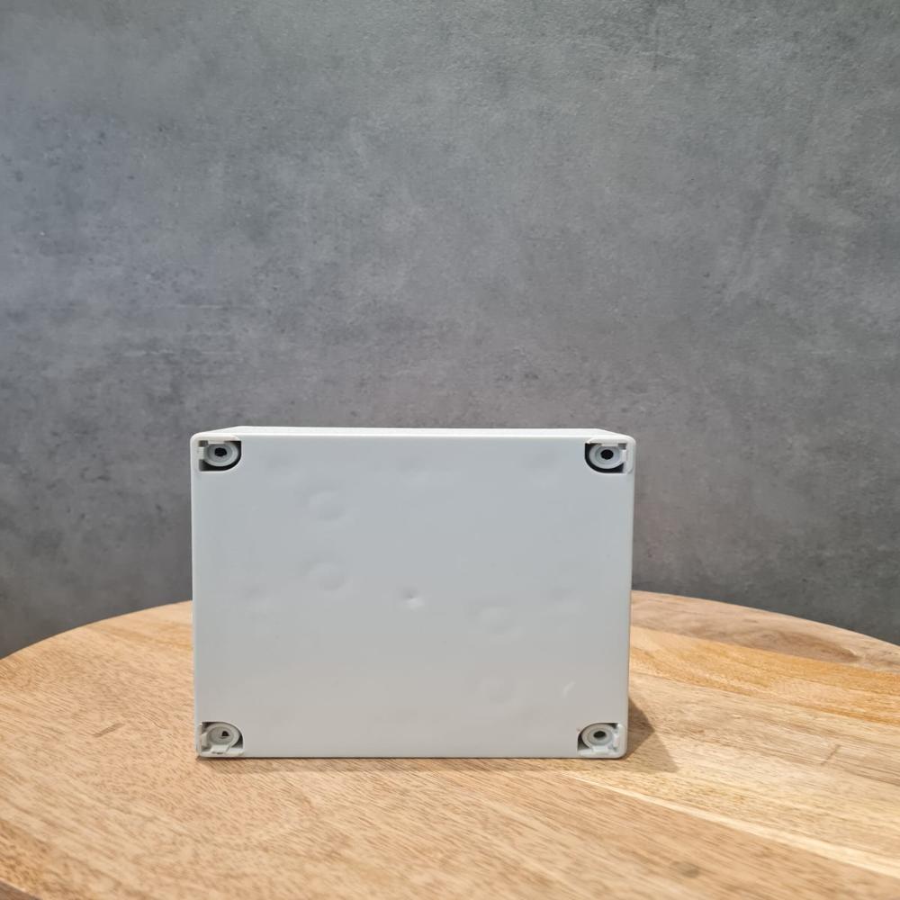 Abs Polycarbonate Heavy Enclosure - Color: White