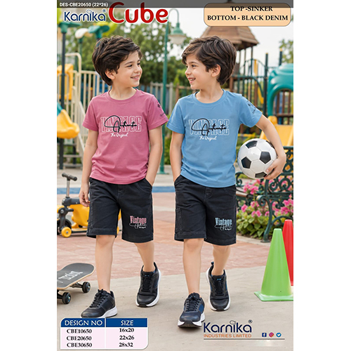 Karnika Cube Sinker T-Shirt with Black Denim Shorts
