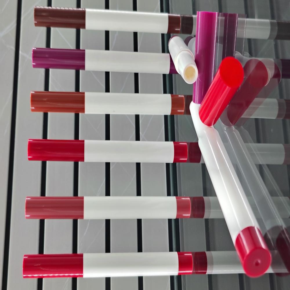 Non Transfer Air Tight Lipstick Container