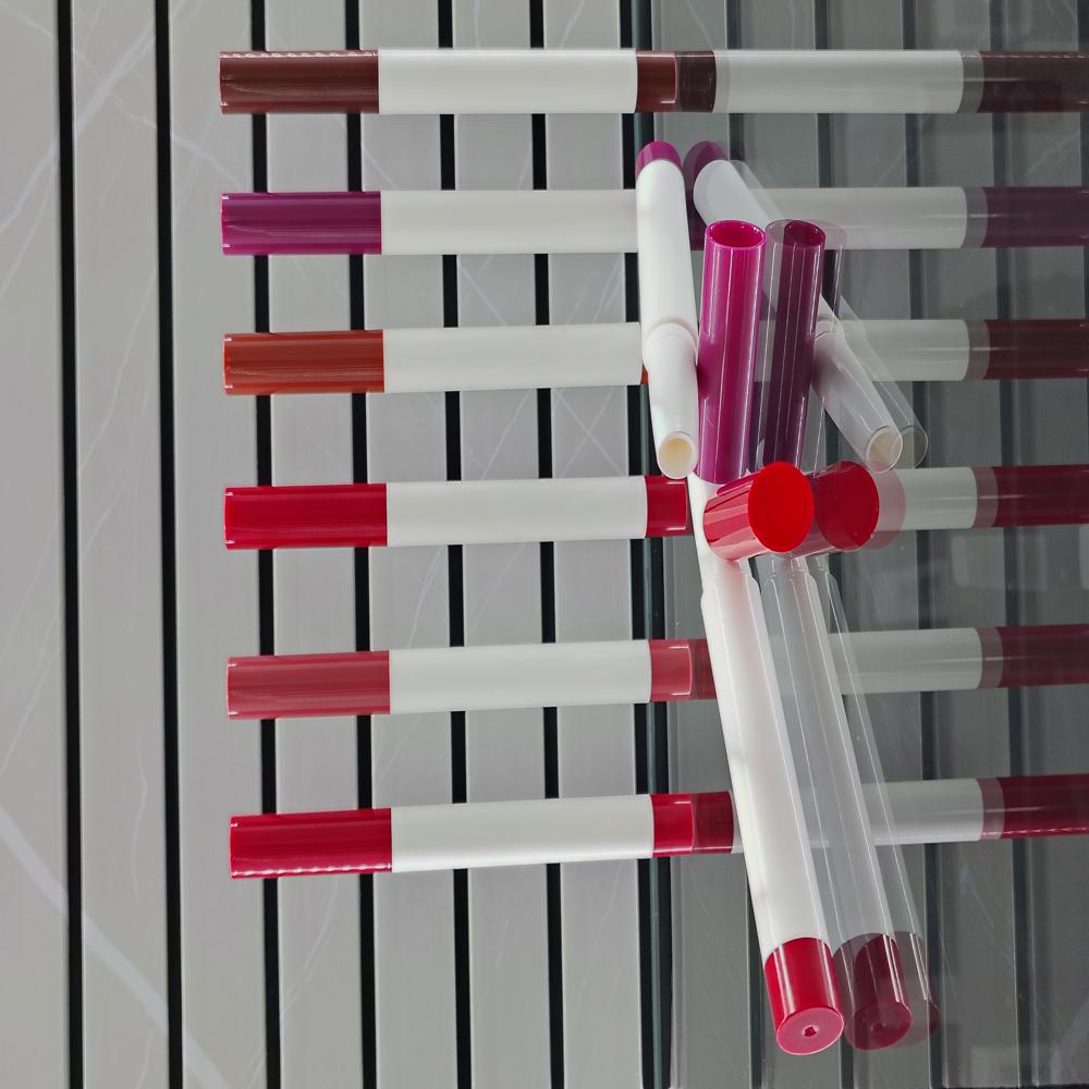 Non Transfer Air Tight Lipstick Container