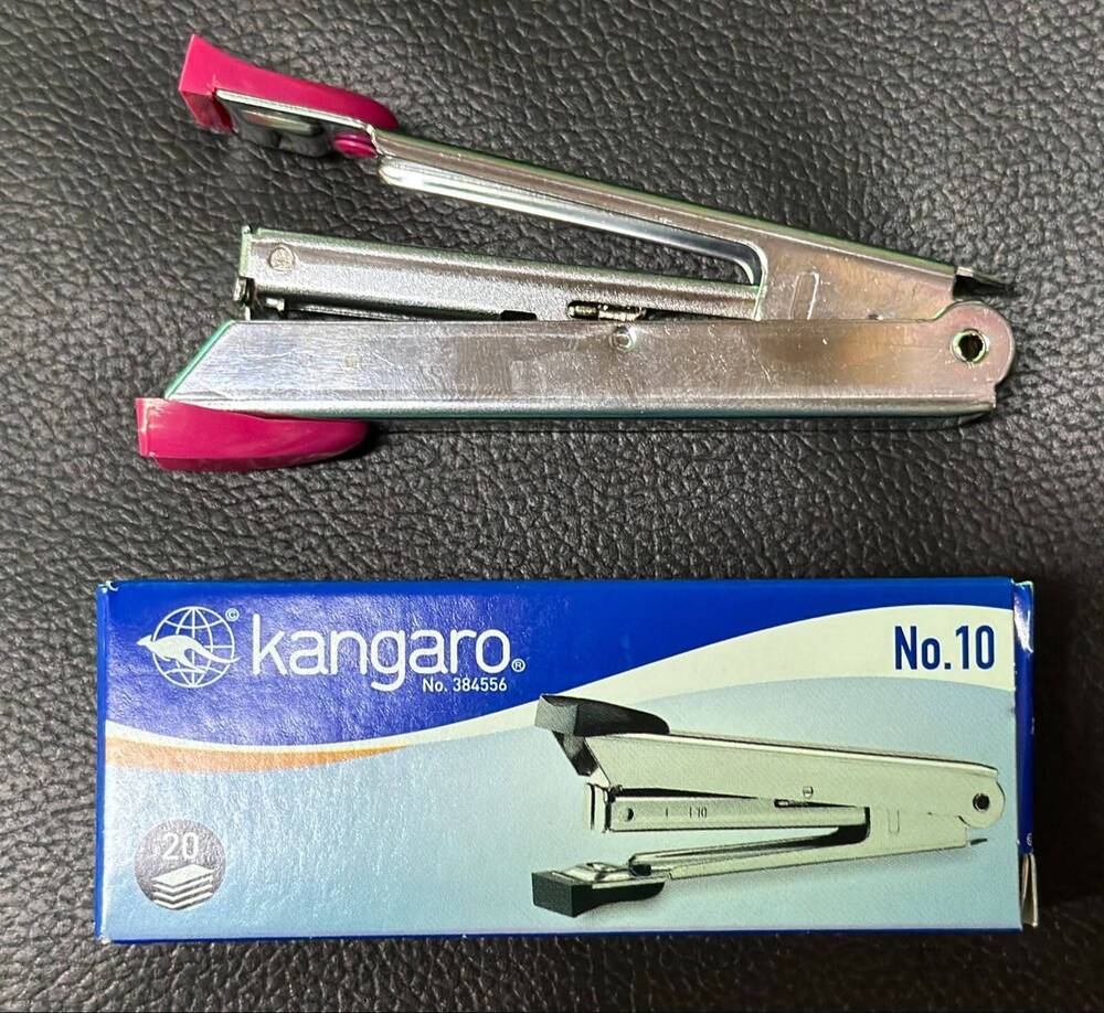 10 NO KANGARO STAPLER