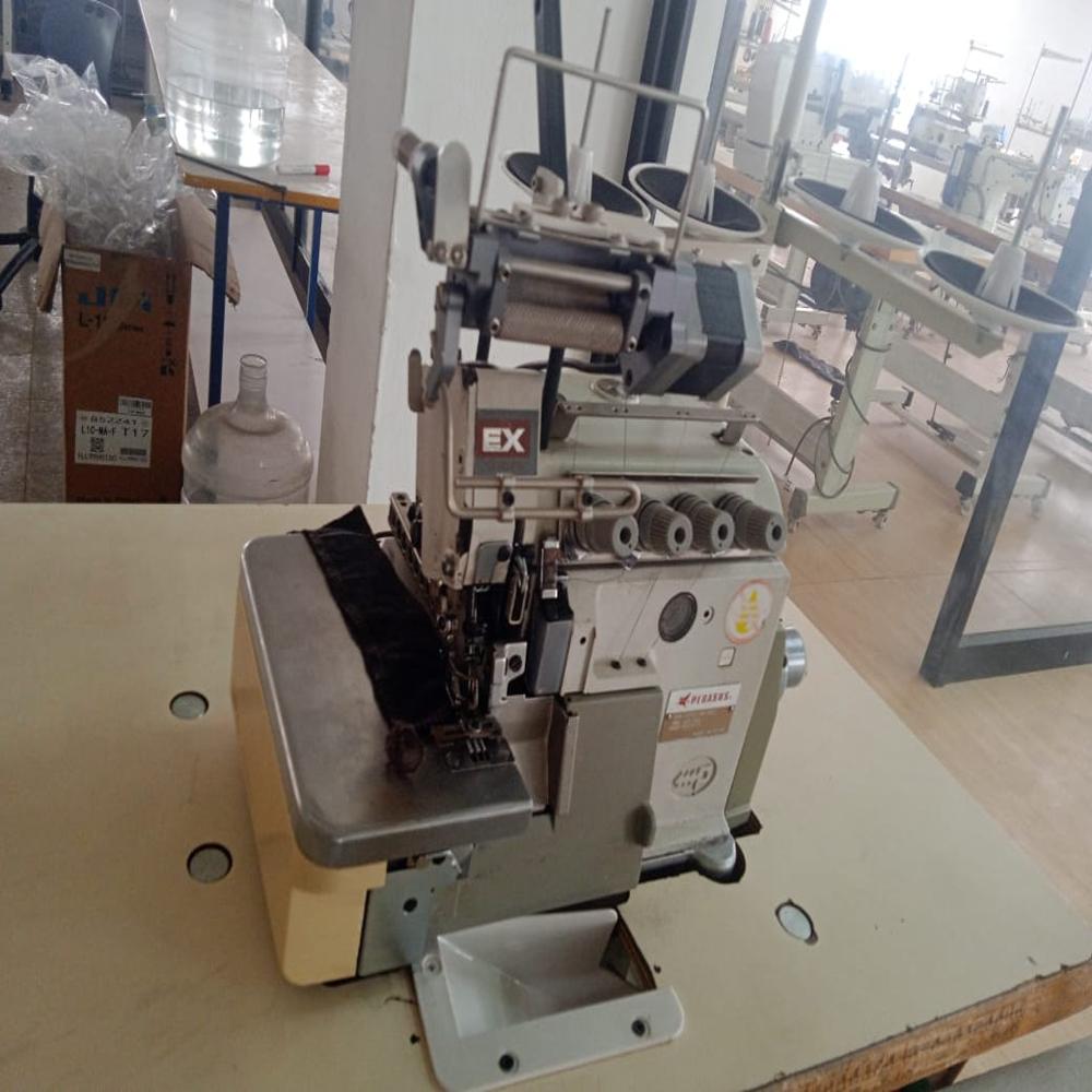 Pegasus E5214 Electronic Lfc Machine - Color: White