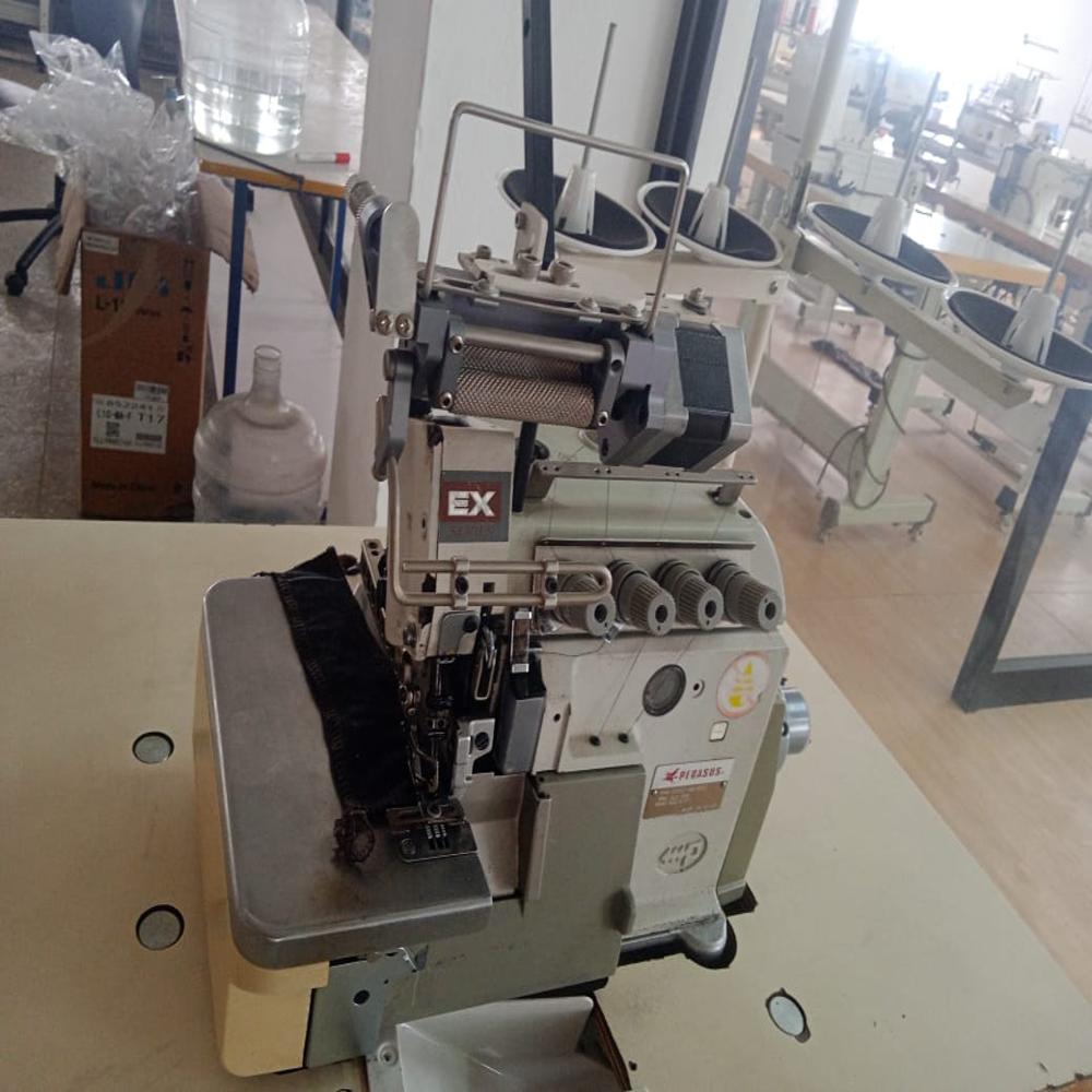 Pegasus E5214 Electronic Lfc Machine - Color: White