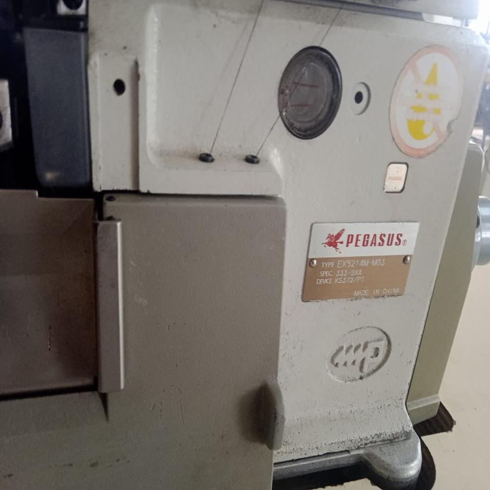 Pegasus E5214 Electronic Lfc Machine - Color: White