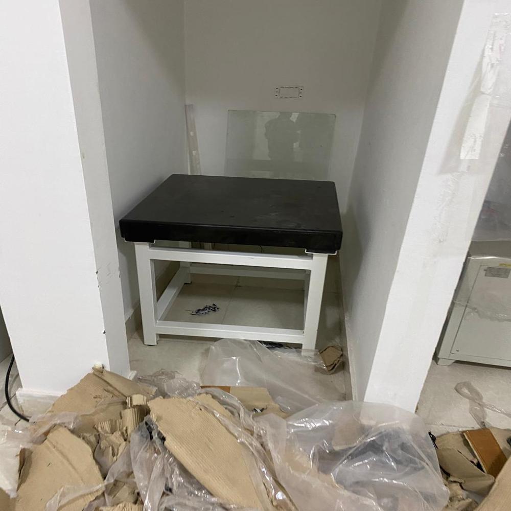 Antivibration Table