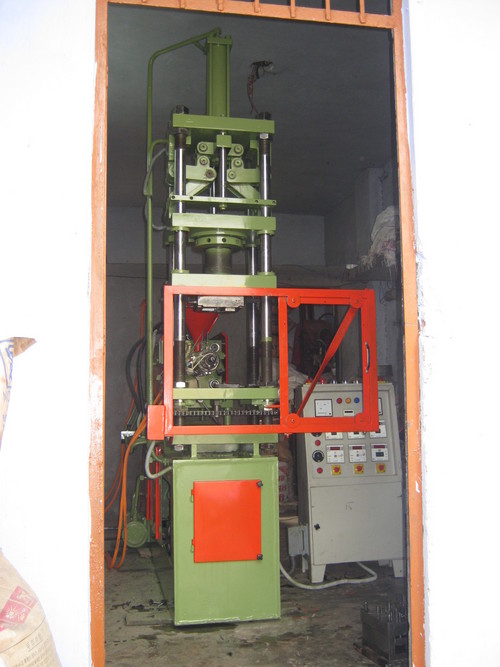 Insert Moulding Machinary