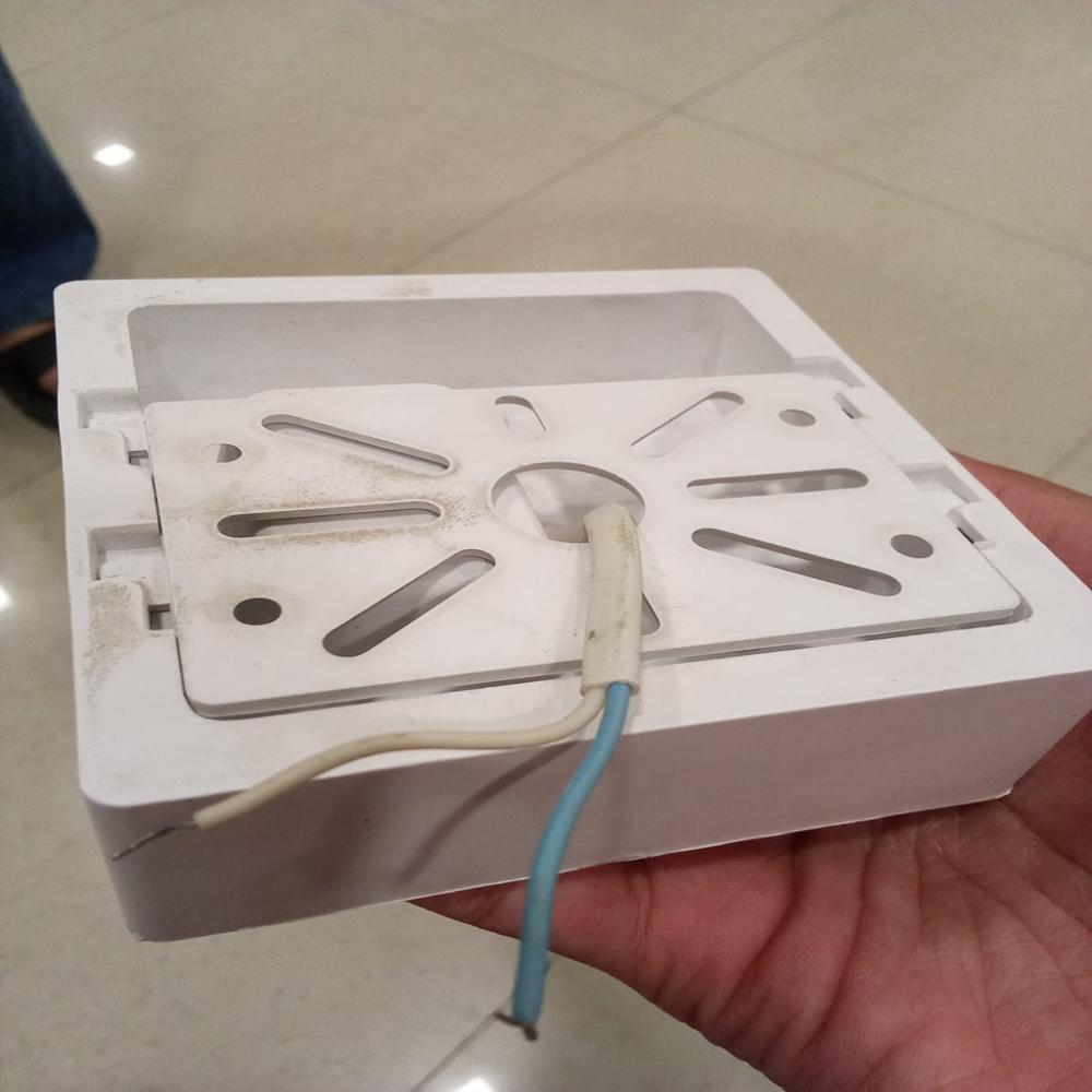 Rimless panel light 
