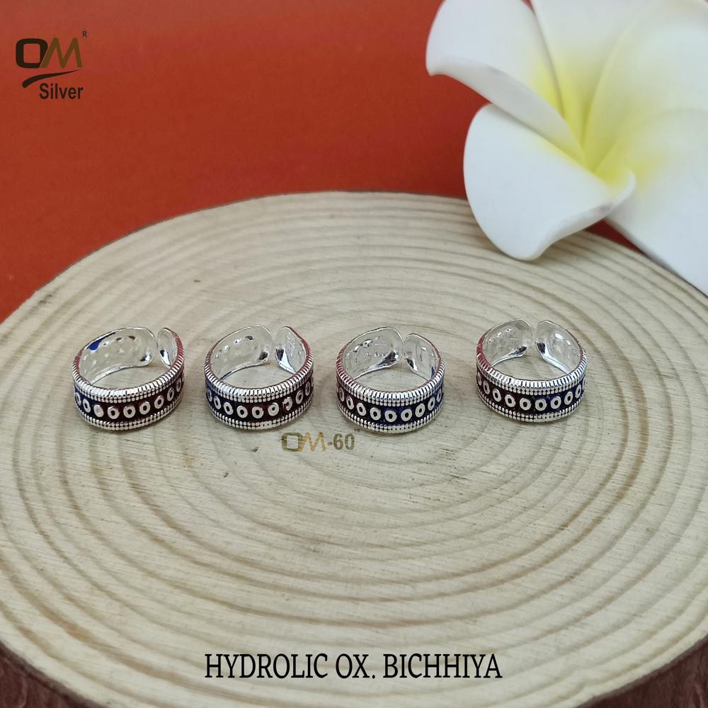 Hydrolic Ox. Bichhiya - Silver Oxidised Toe Ring | Traditional Meets Modern Elegance For Weddings, Perfect Balance Of Strength And Timeless Beauty