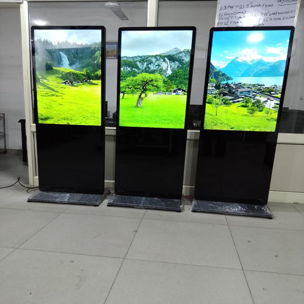 43 inch digital standee (non touch)
