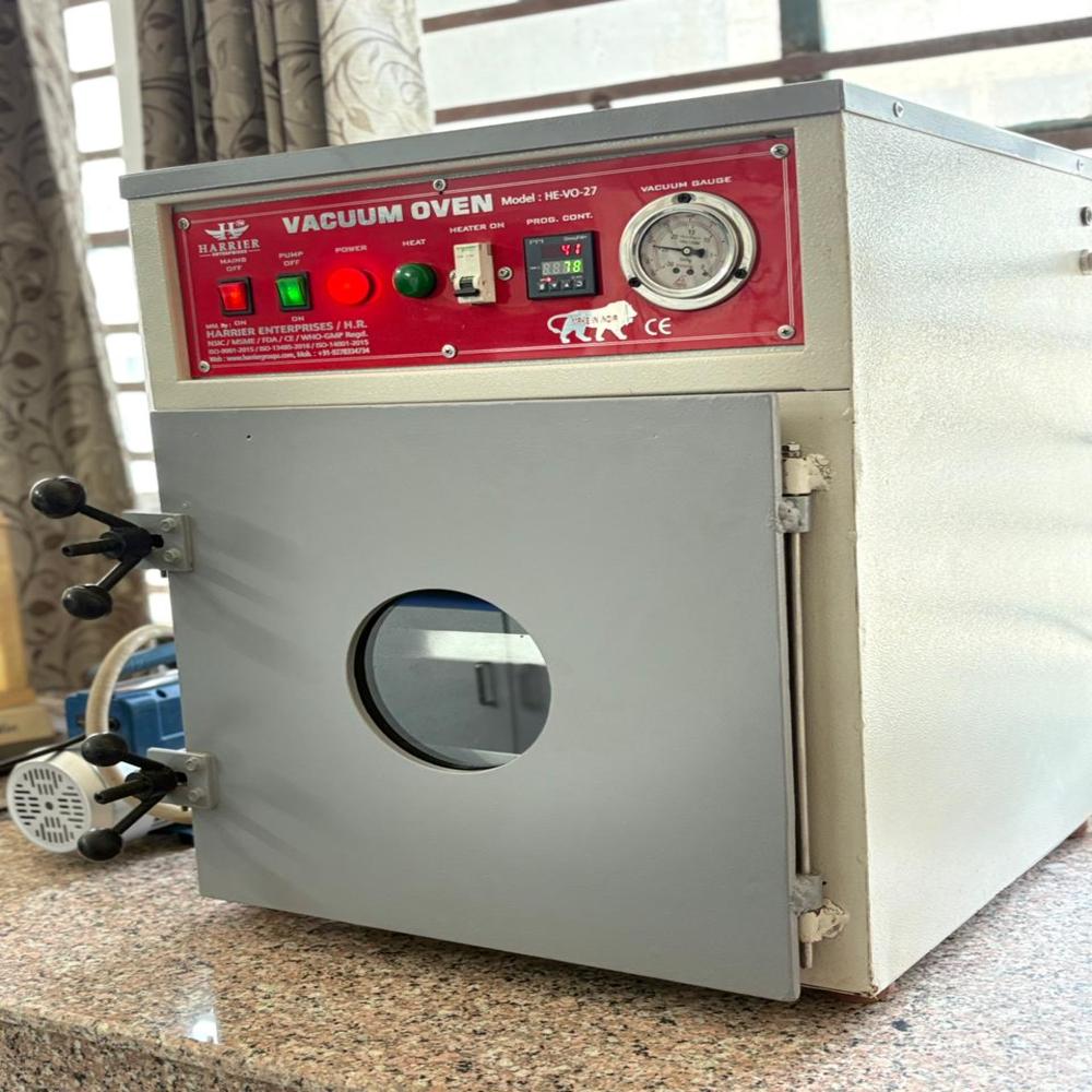 Vacuum Oven