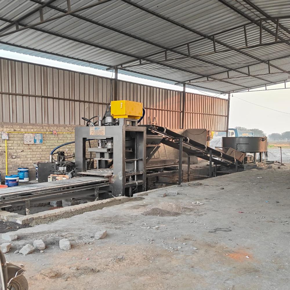 Semi Automatic Flyash bricks machine