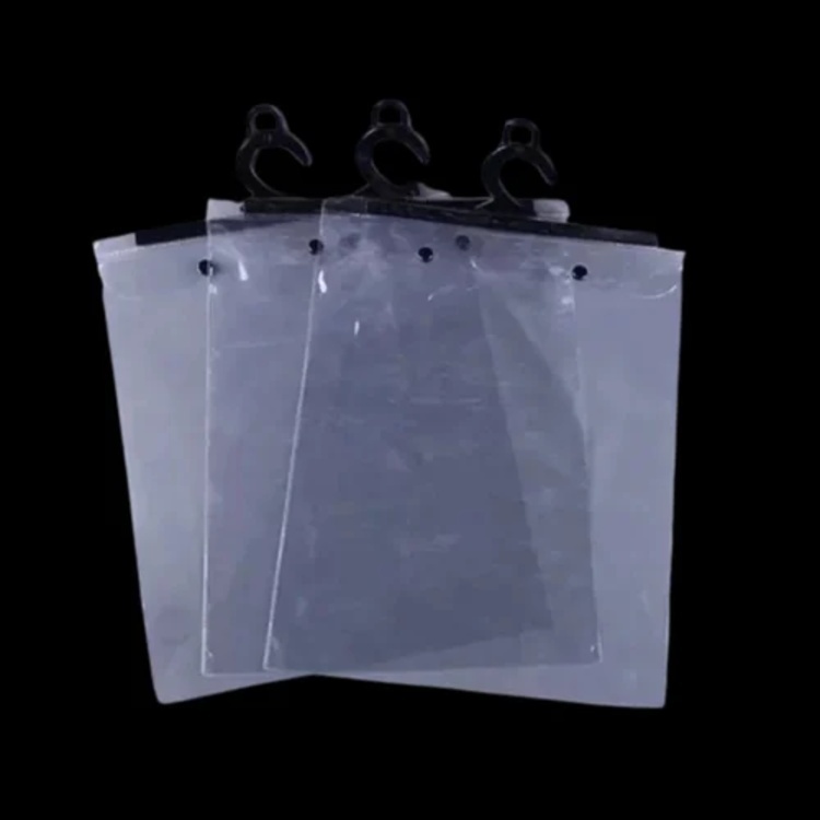 Polypack With Hanger
