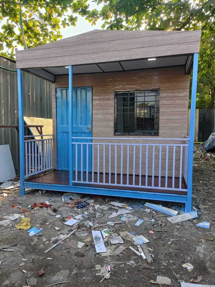 Portable Farmhouse Cabin